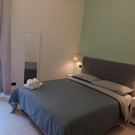 Residenza Geri - Suite And Home Napoli Centro Exterior foto